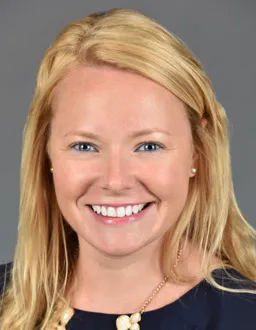 Dayna McCabe, BFA